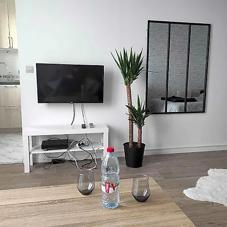 Elancourt - Les Terrasses D'herice Отель 4*